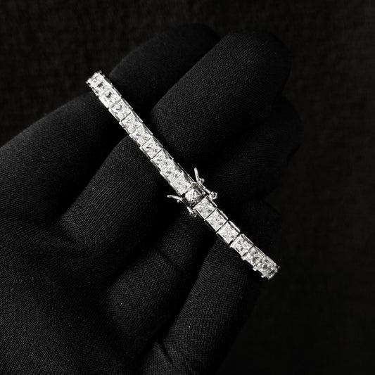 Pulseira Cravejada Quadrada 4mm - Prata 925 Legítima