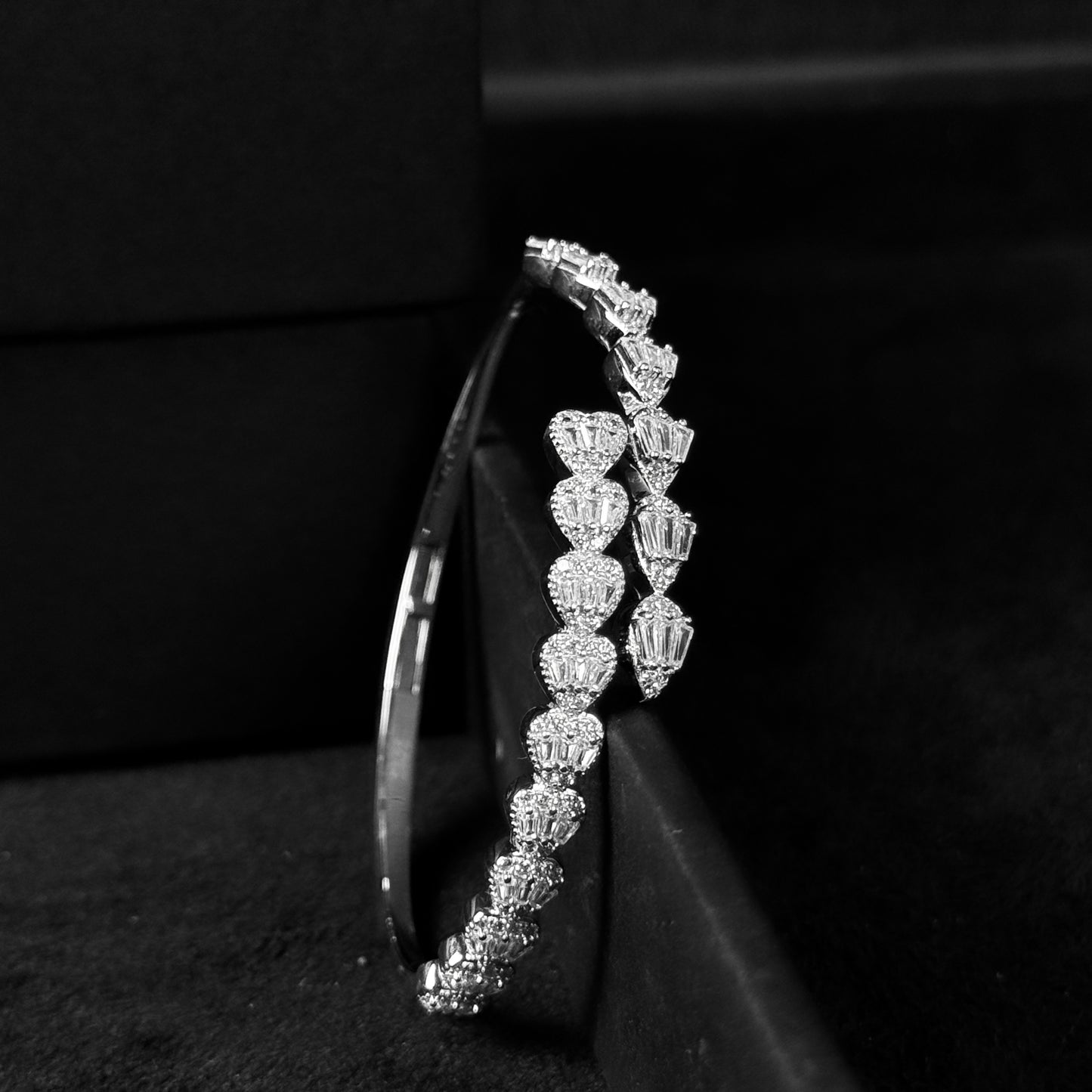 Bracelete Cravejado Brilhantes "ORION" Prata 925 Legítima