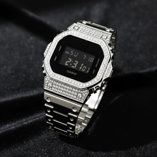 Relógio Cravejado Casio Cristalian Edition – com Brilhantes VVS+ Pulseira Inox Premium