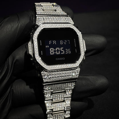 DW5600 Cristalian Edition – Relógio Full Custom Cravejado com Brilhantes VVS
