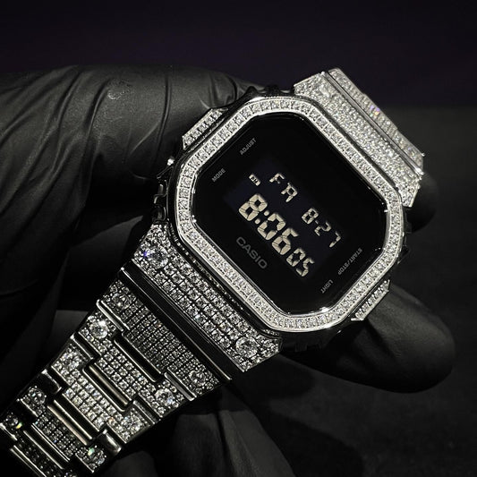 DW5600 Cristalian Edition – Relógio Full Custom Cravejado com Brilhantes VVS