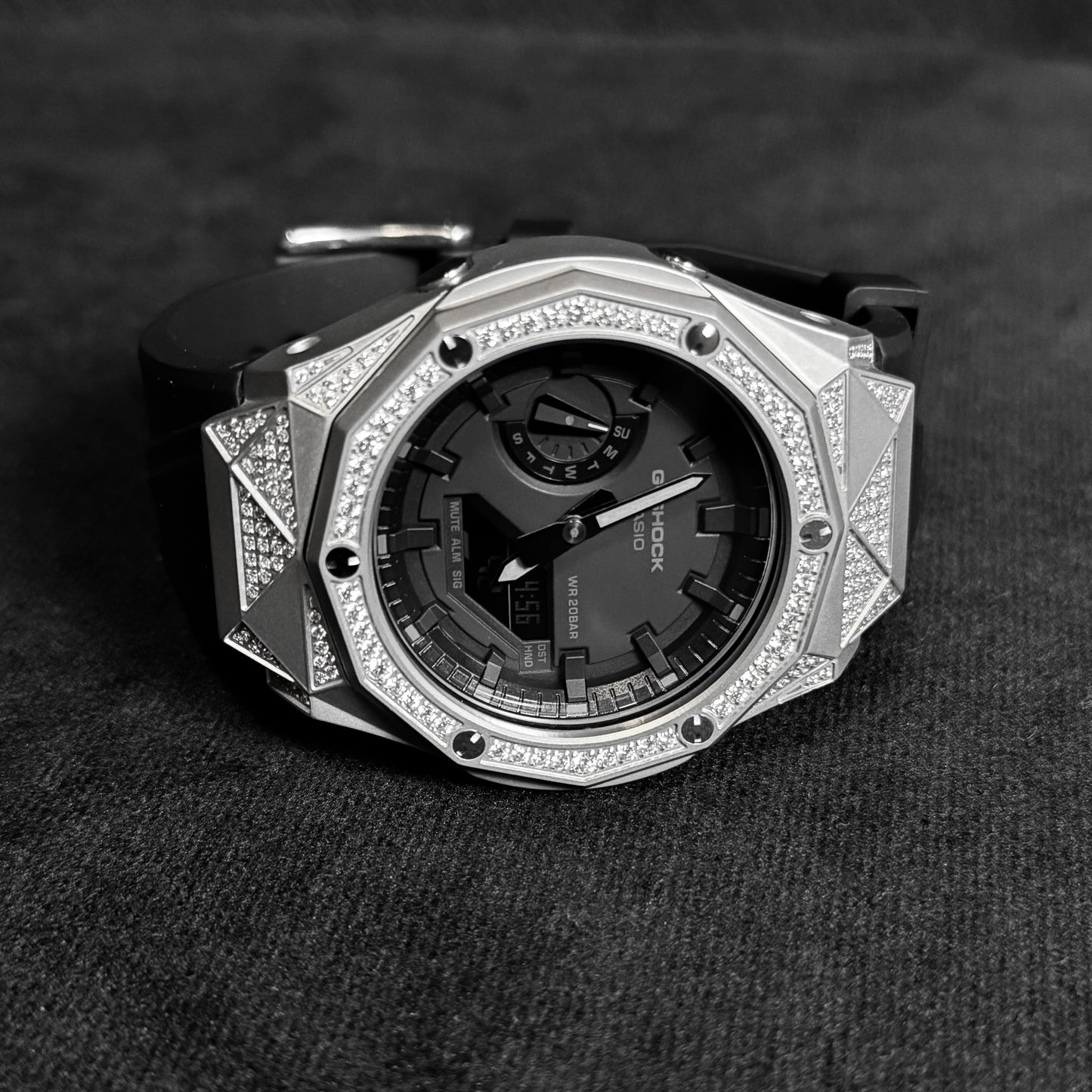 Relógio Cravejado "G-Shock Big Bang" Brilhantes VVS+ Pulseira Preta - Personalizado
