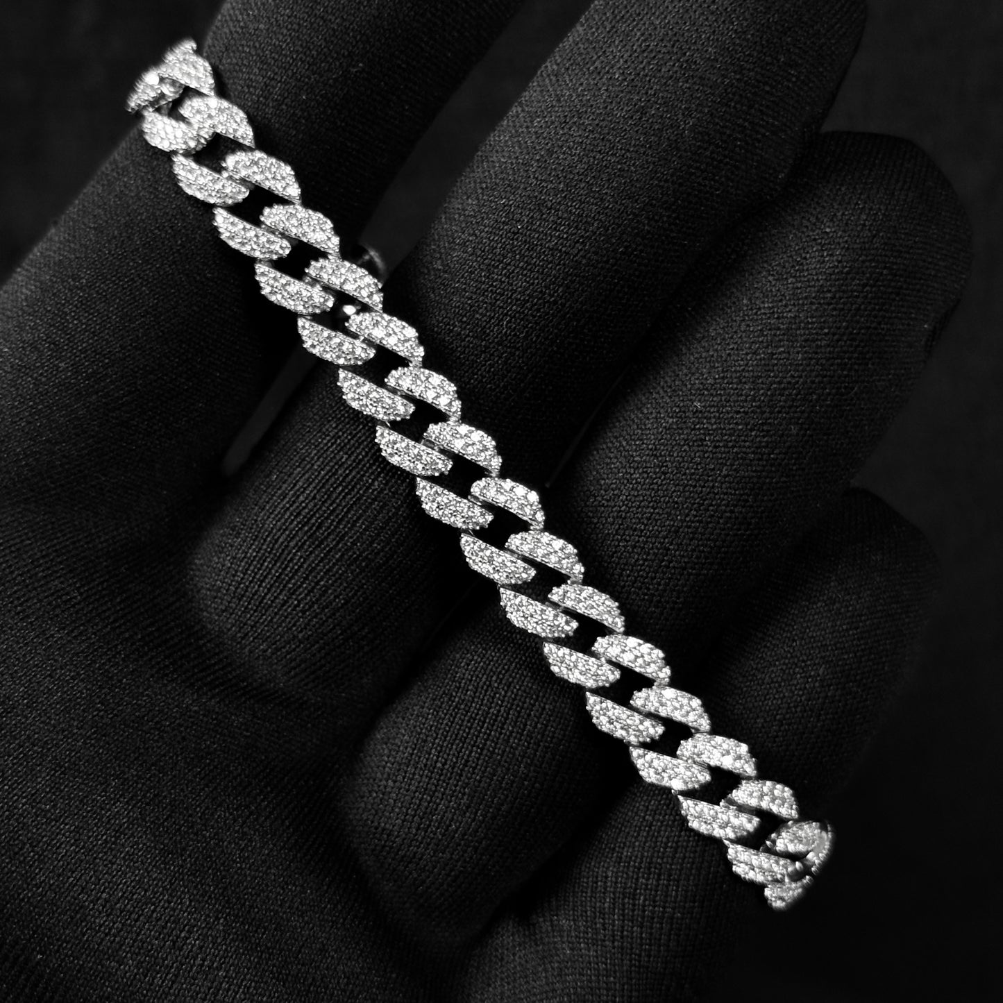 Pulseira Cravejada "YACHT" Elo Cubano 9mm - Prata 925 - Brilhantes Flawless (VVS+)