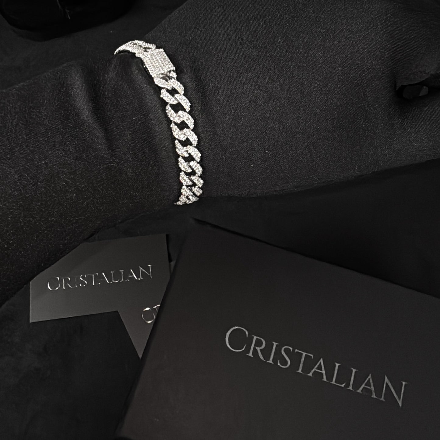 Pulseira Cravejada "YACHT" Elo Cubano 9mm - Prata 925 - Brilhantes Flawless (VVS+)