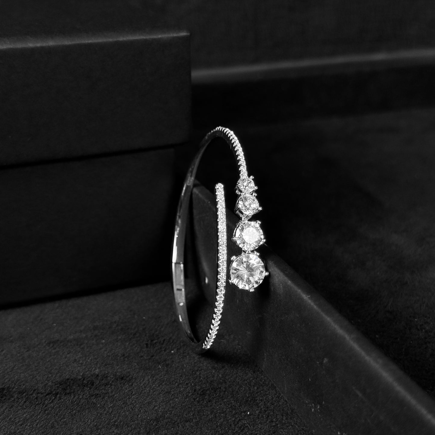 Bracelete Cravejado Prata 925 "STAR"